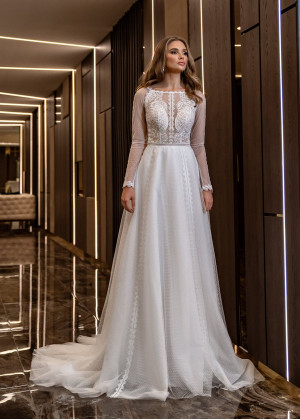 Long Sleeves Ivory Lace Bohemian Spotted Wedding Dress